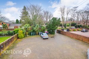 Photo 16- click for photo gallery